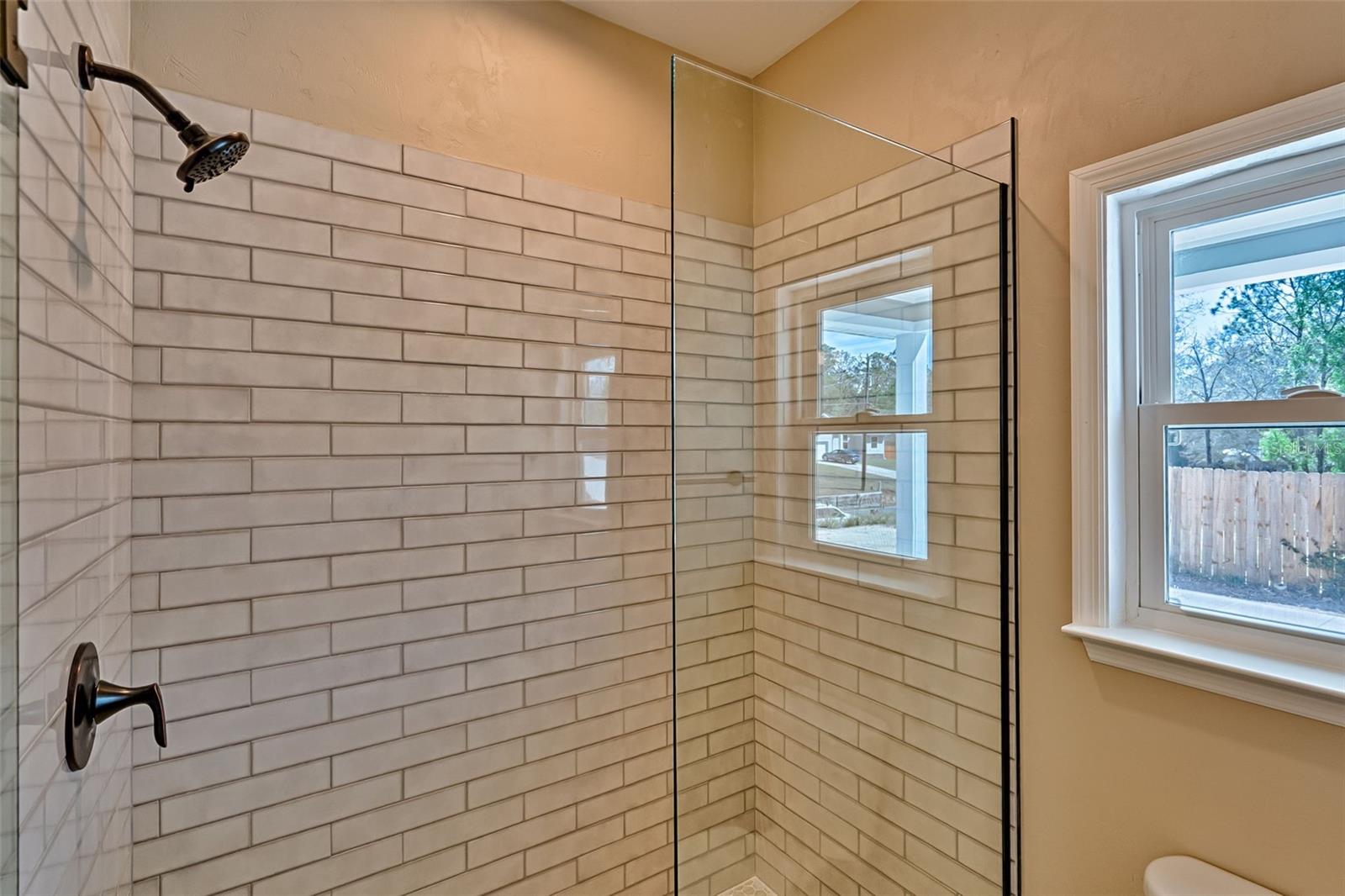 KCE REP OF PORT - Residential