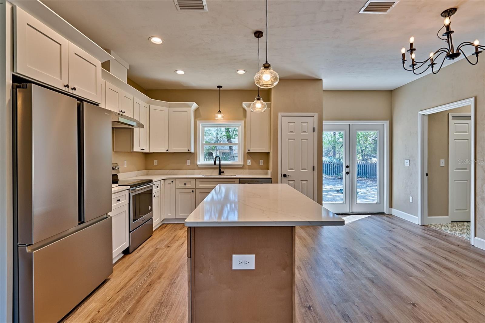 KCE REP OF PORT - Residential