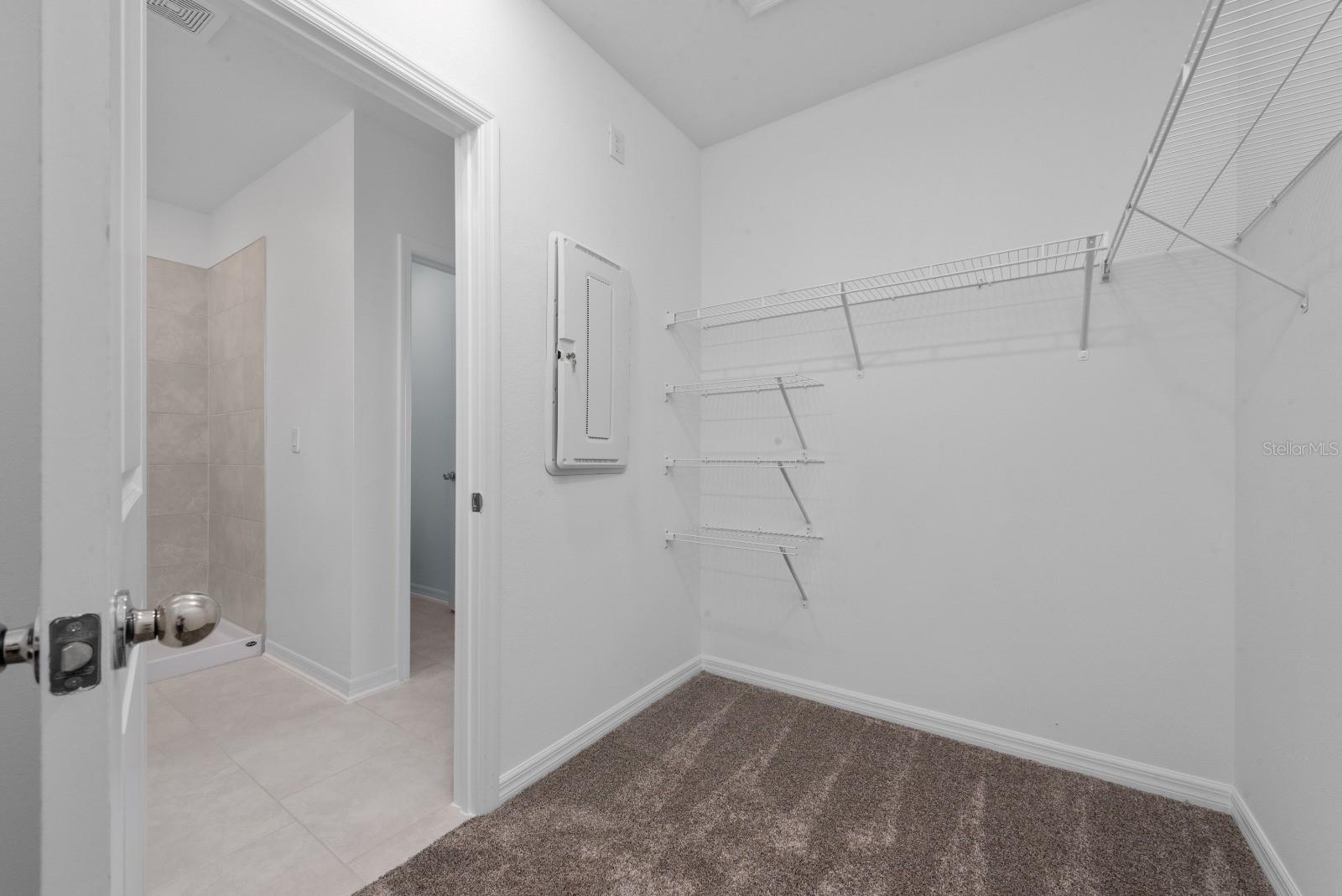 LEOMAS LNDG PH 1 - Residential