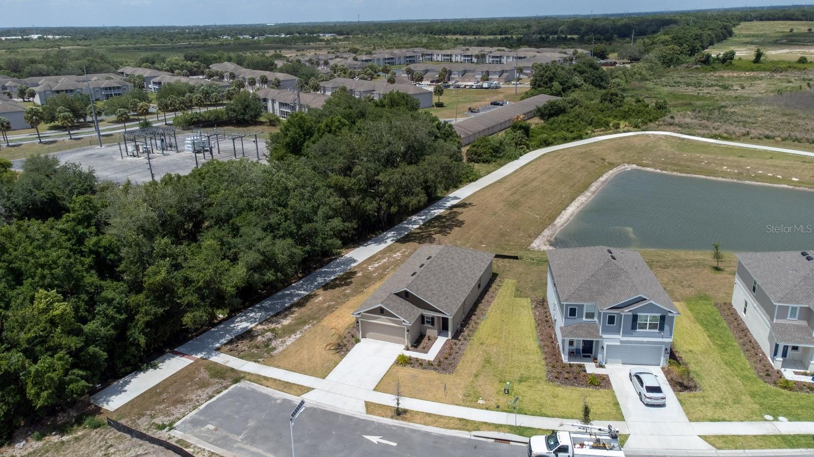 LEOMAS LNDG PH 1 - Residential