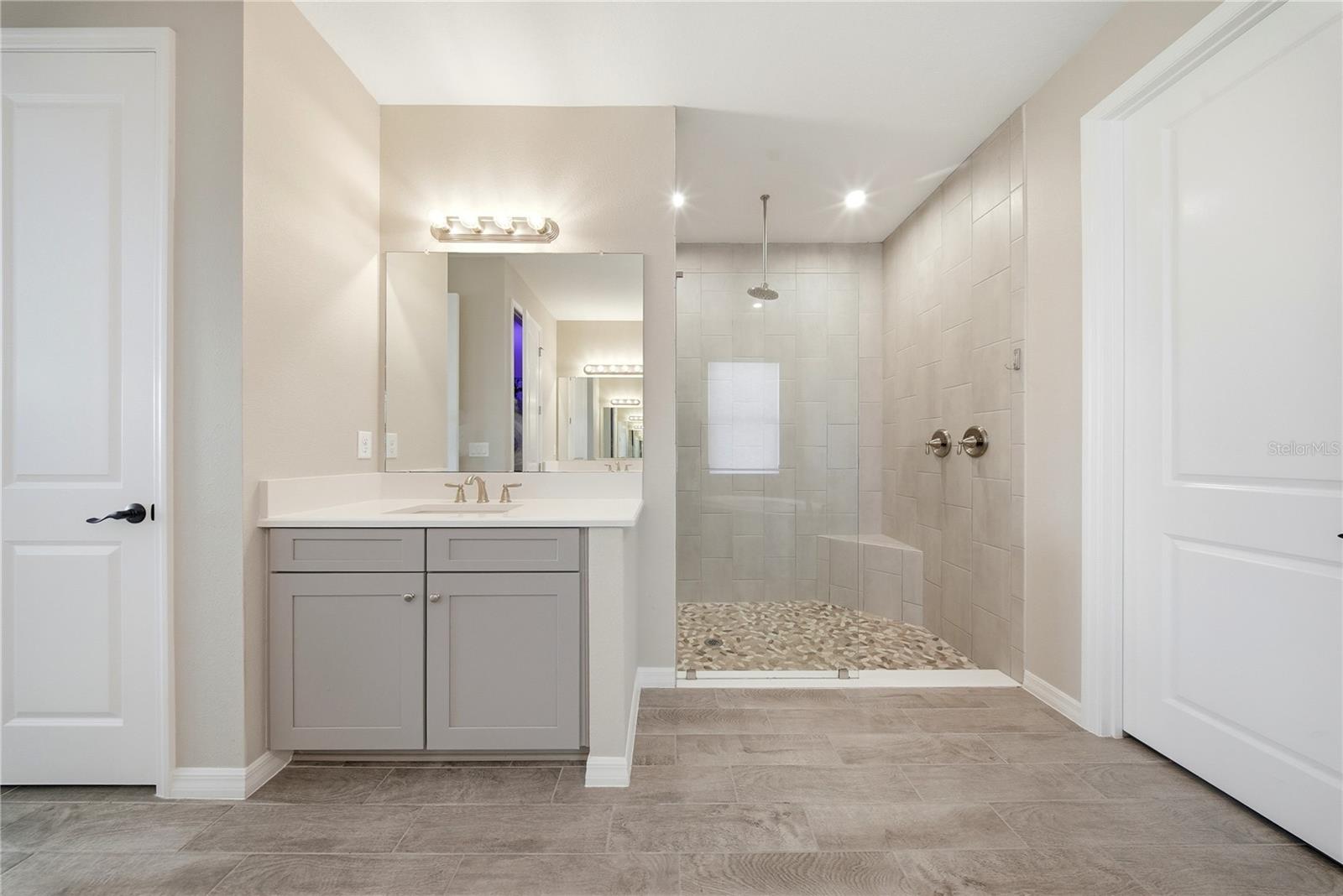 WATERGRASS - Residential