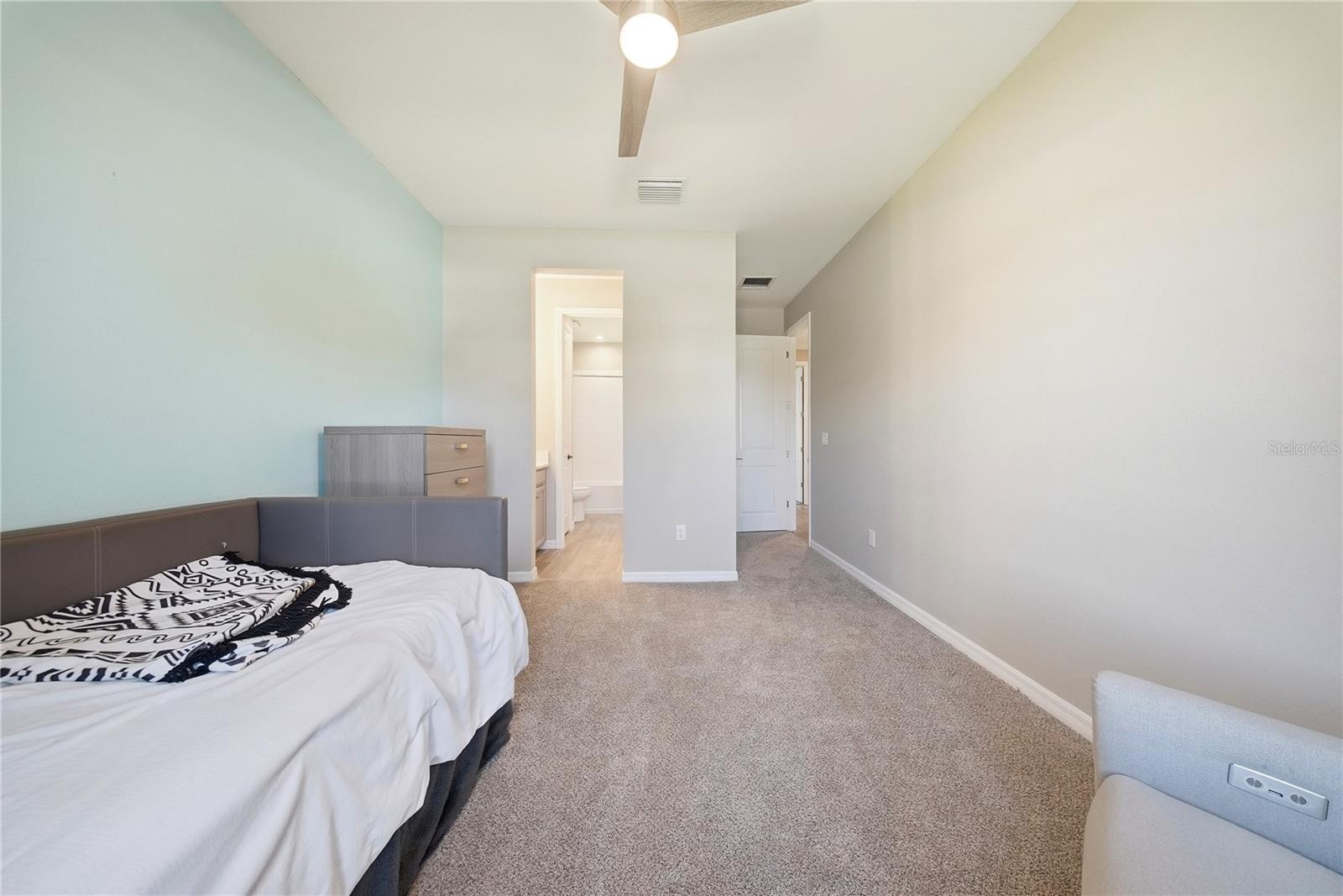 WATERGRASS - Residential