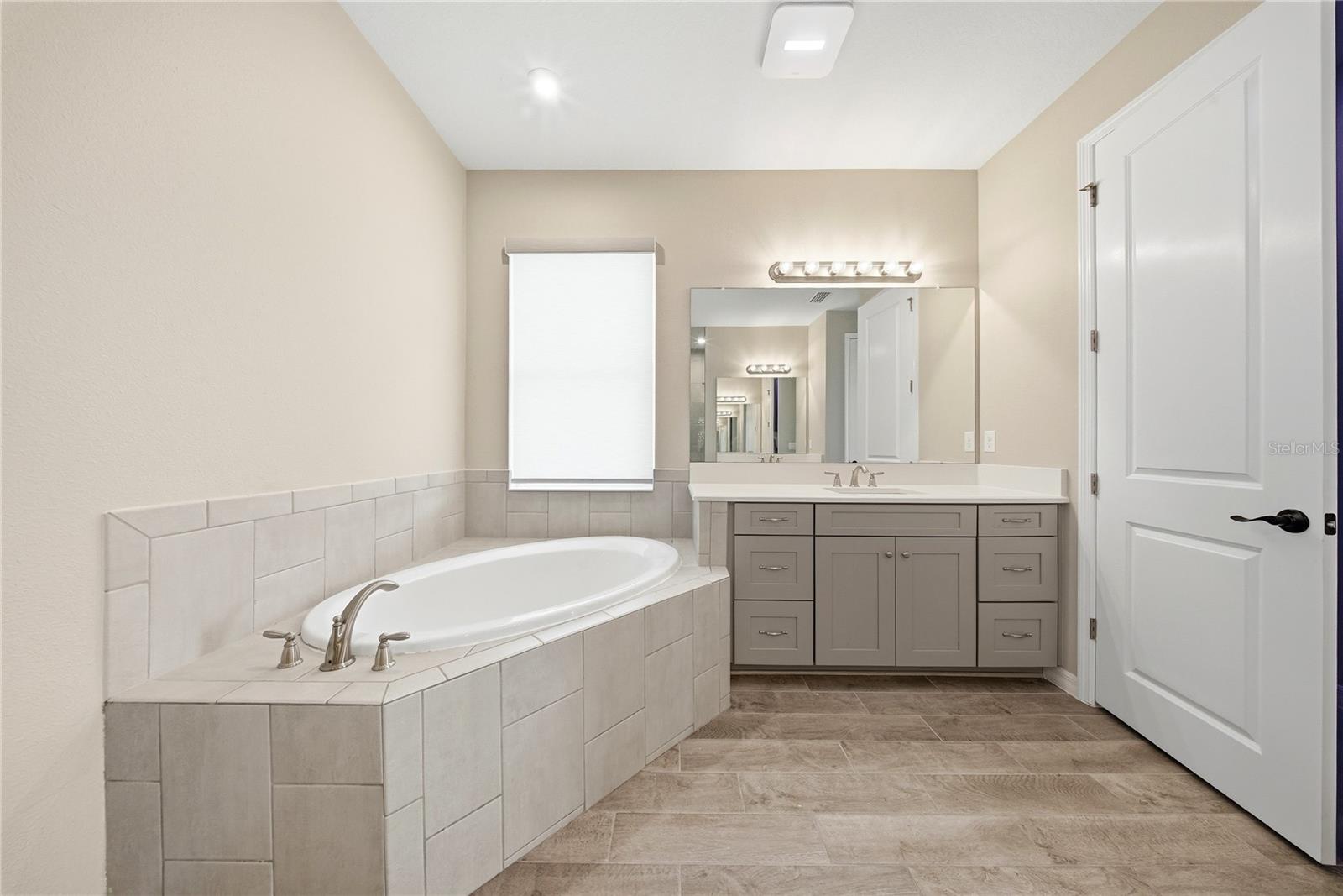 WATERGRASS - Residential