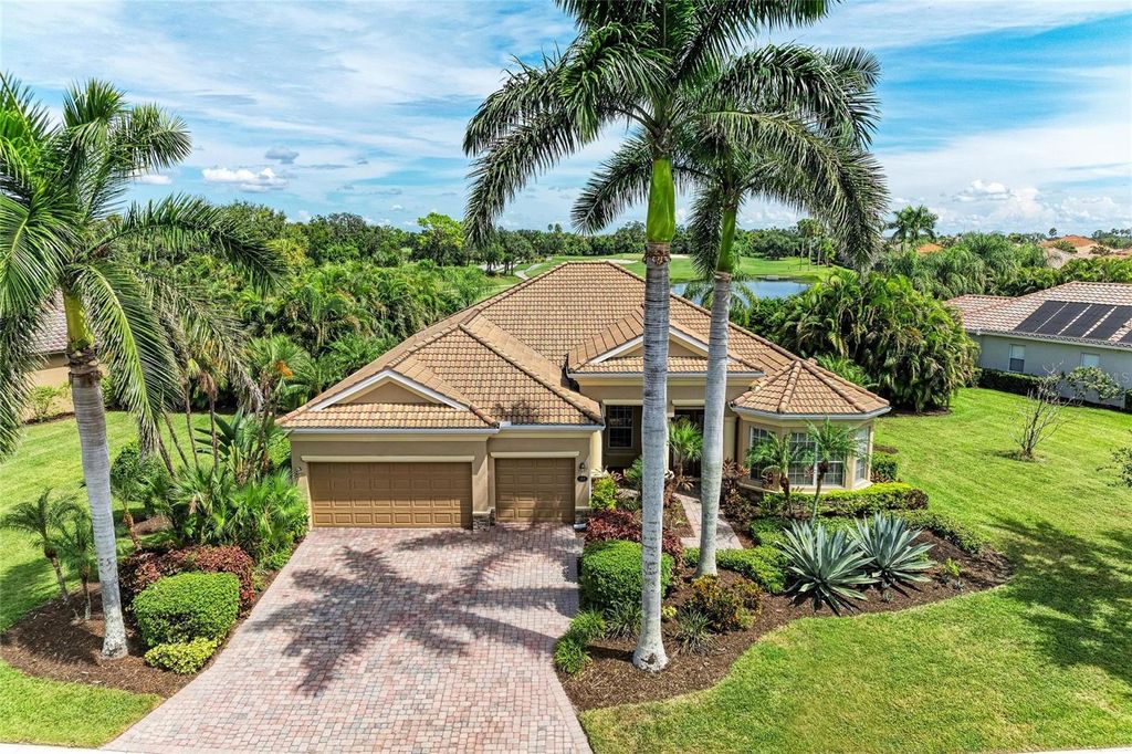 Photo of 7215 Heritage Grand Place, Bradenton, FL 34212 (MLS # A4663708)