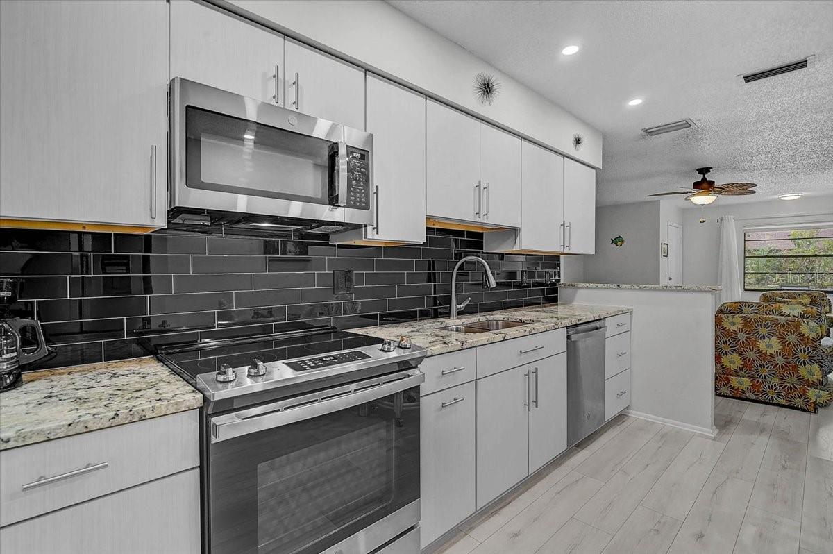 HERITAGE VILLAGE WEST - Residential