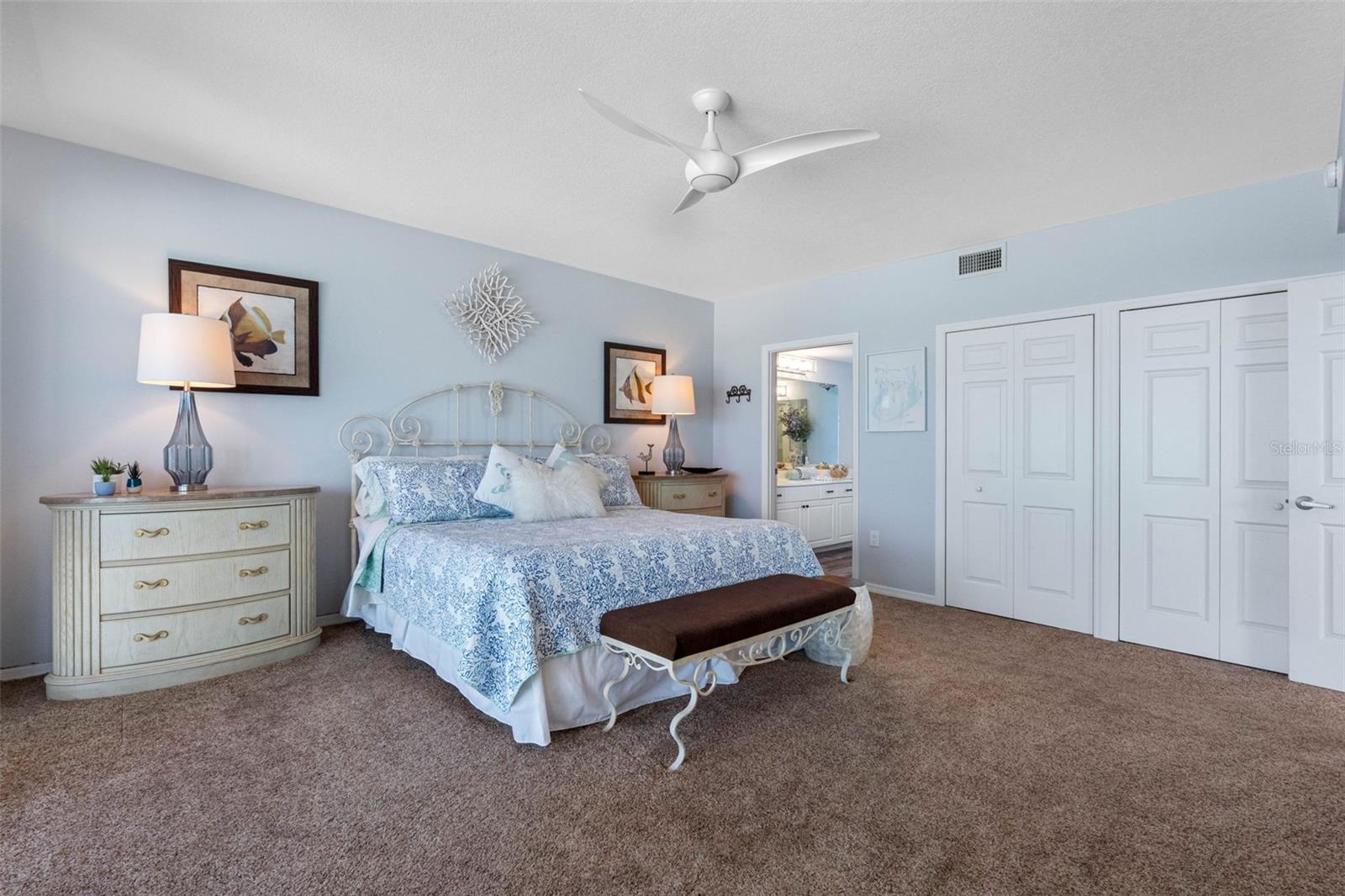 WESTVIEW GRANDE CONDO THE - Residential