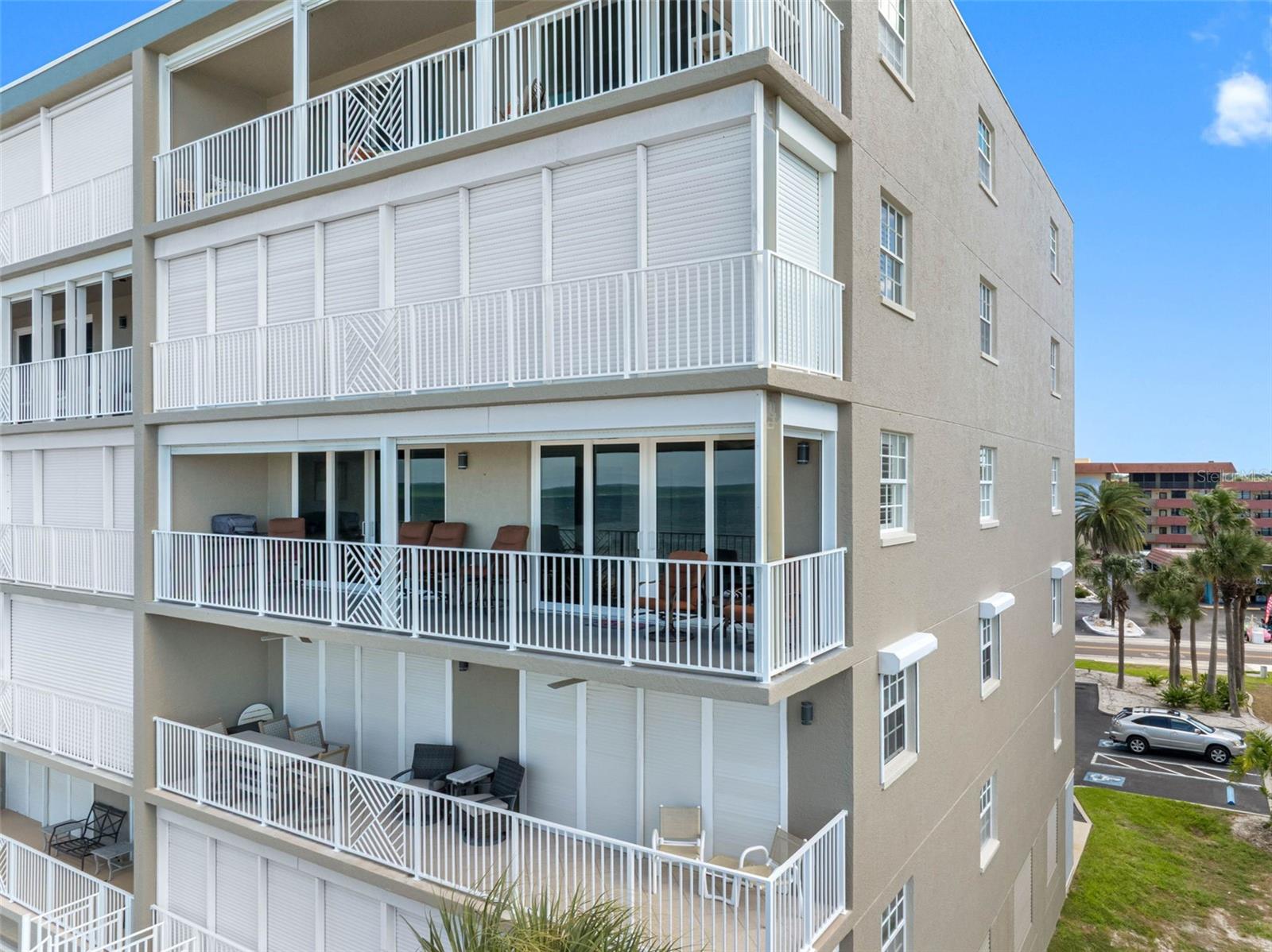 WESTVIEW GRANDE CONDO THE - Residential