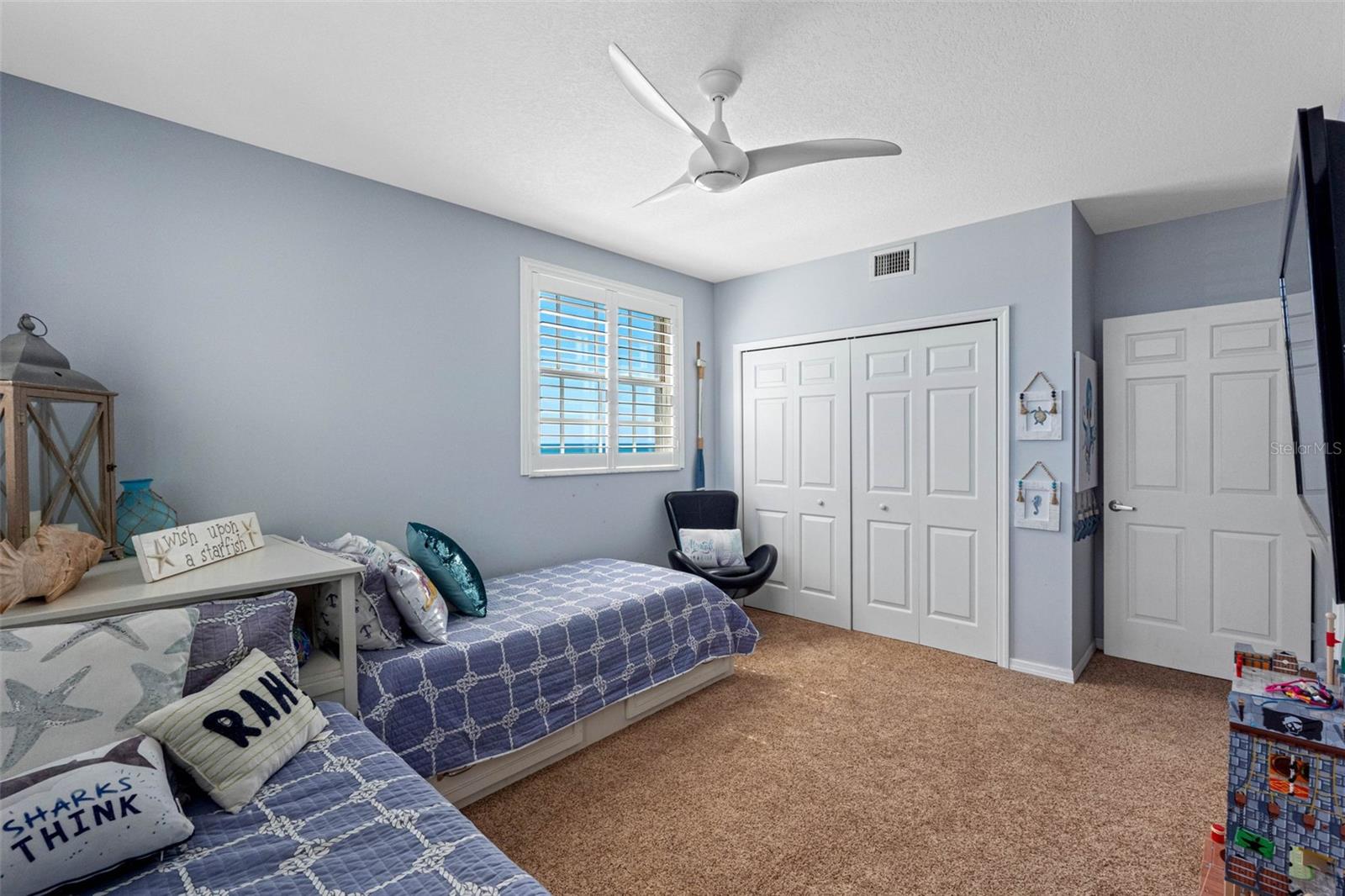 WESTVIEW GRANDE CONDO THE - Residential