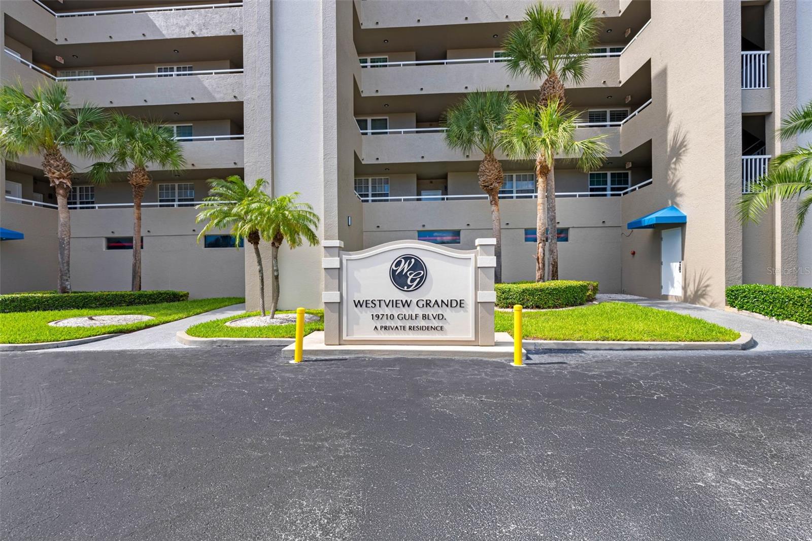 WESTVIEW GRANDE CONDO THE - Residential