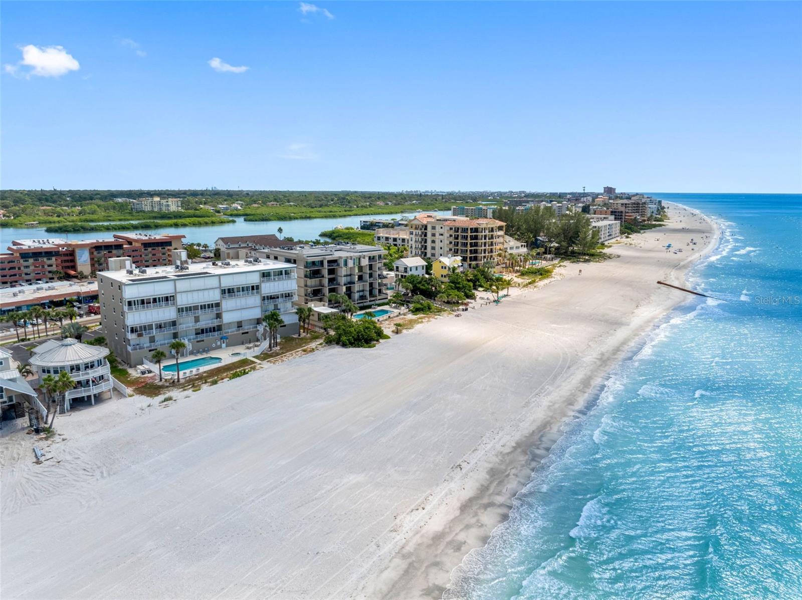 WESTVIEW GRANDE CONDO THE - Residential