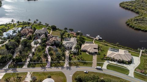 A home in PORT CHARLOTTE