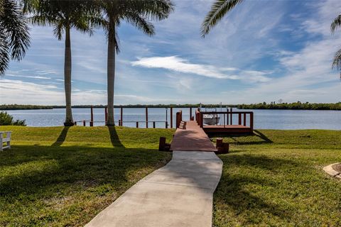 A home in PORT CHARLOTTE