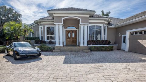 A home in PORT CHARLOTTE