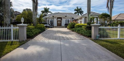 A home in PORT CHARLOTTE