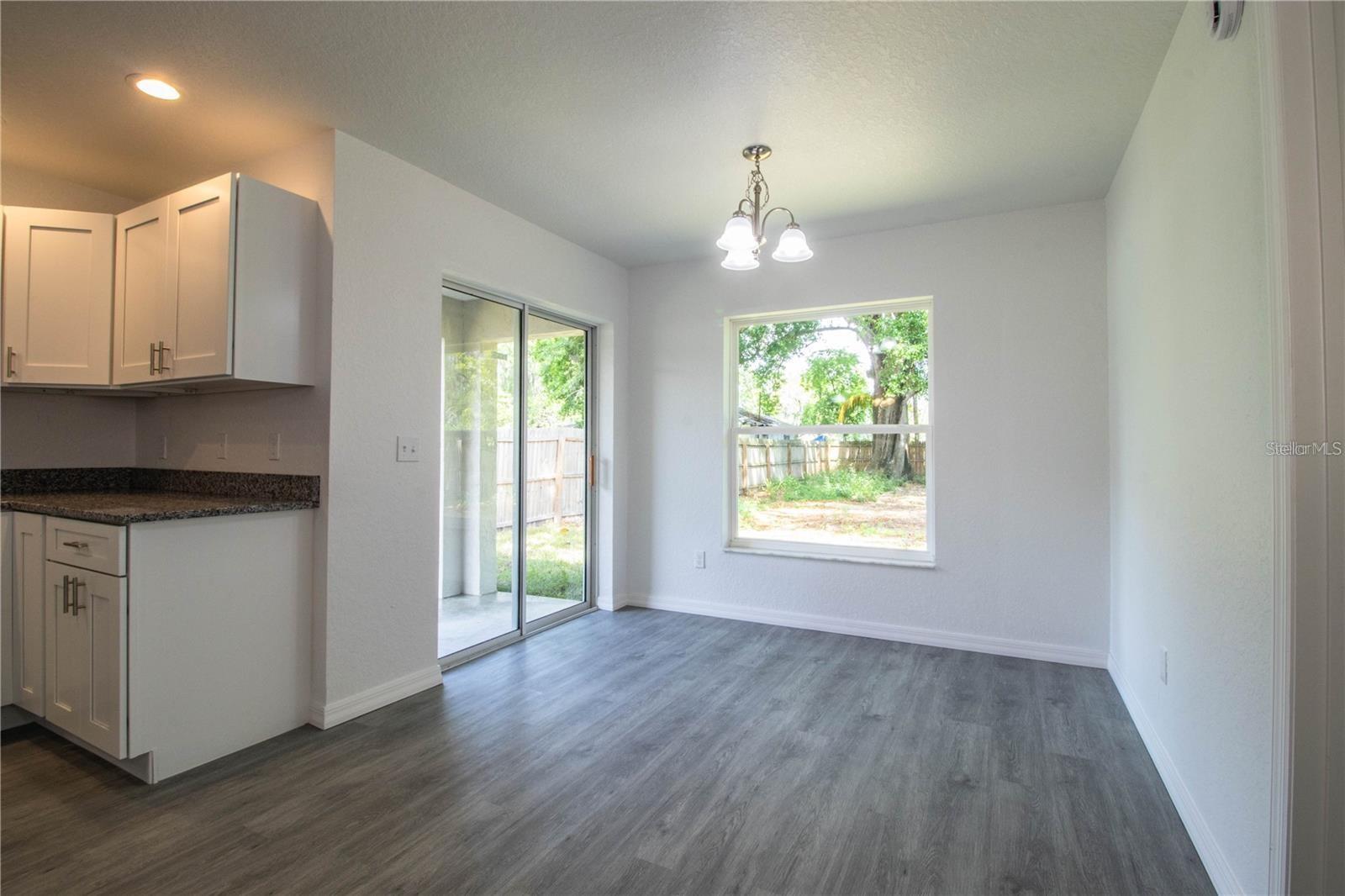 COLLEGE HILL SUB - Residential