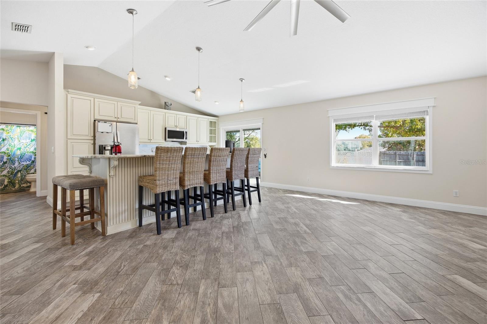 KINGSLAND COUNTRY ESTATE - Residential