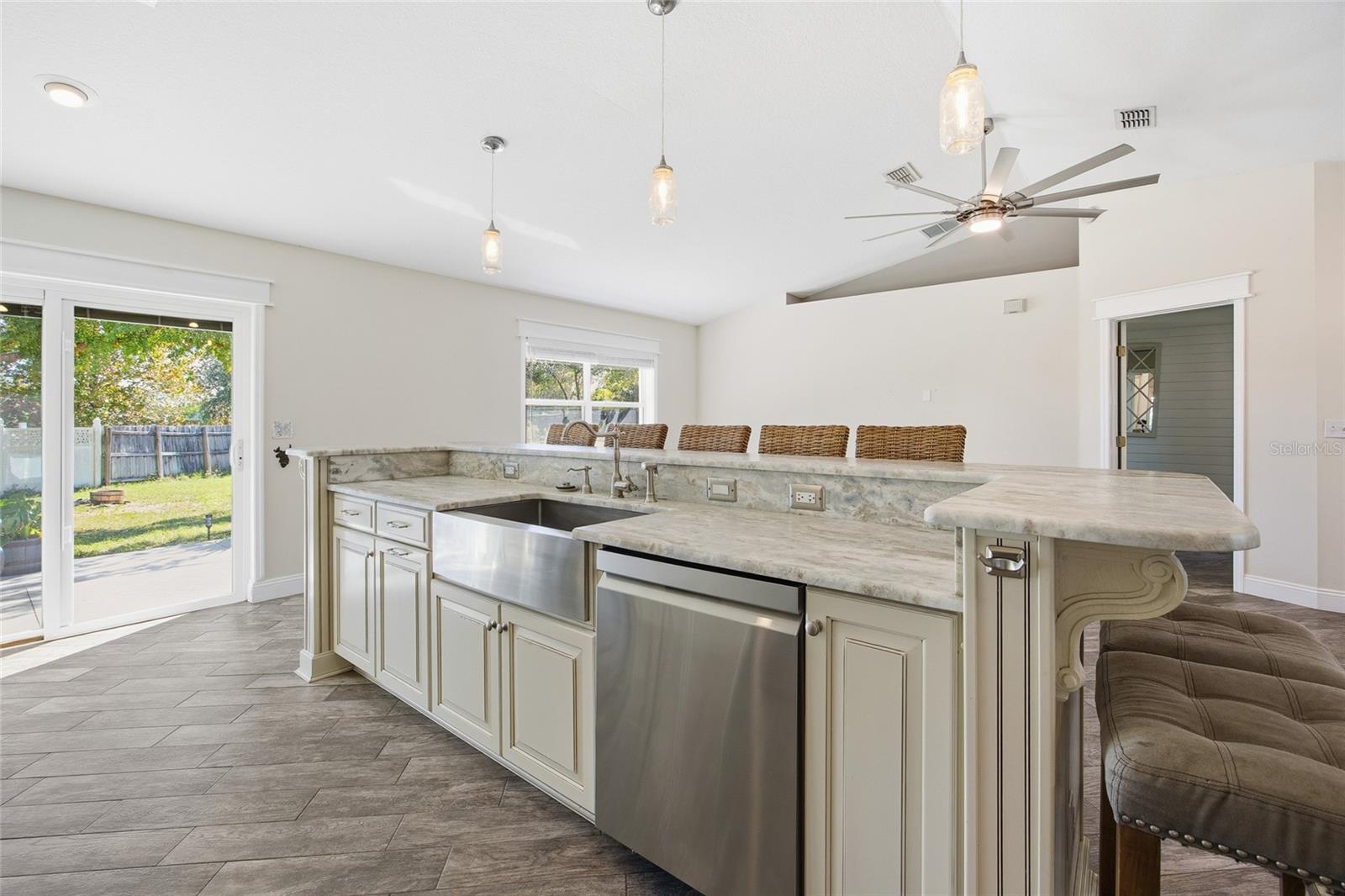 KINGSLAND COUNTRY ESTATE - Residential