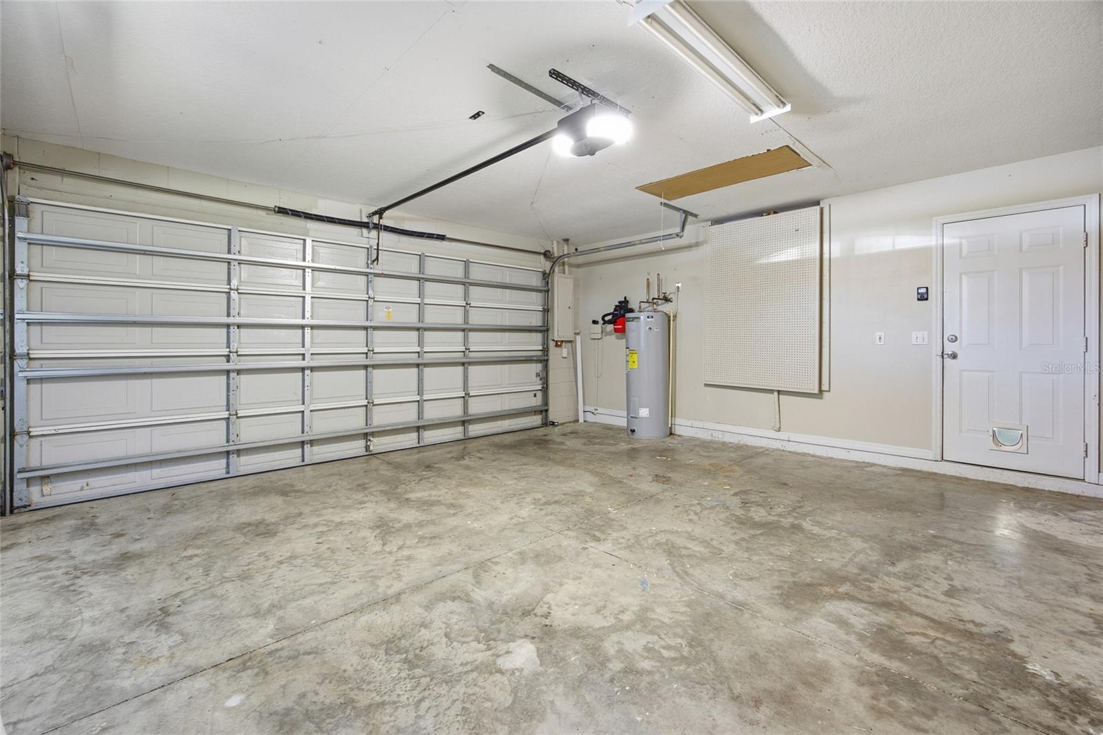 KINGSLAND COUNTRY ESTATE - Residential