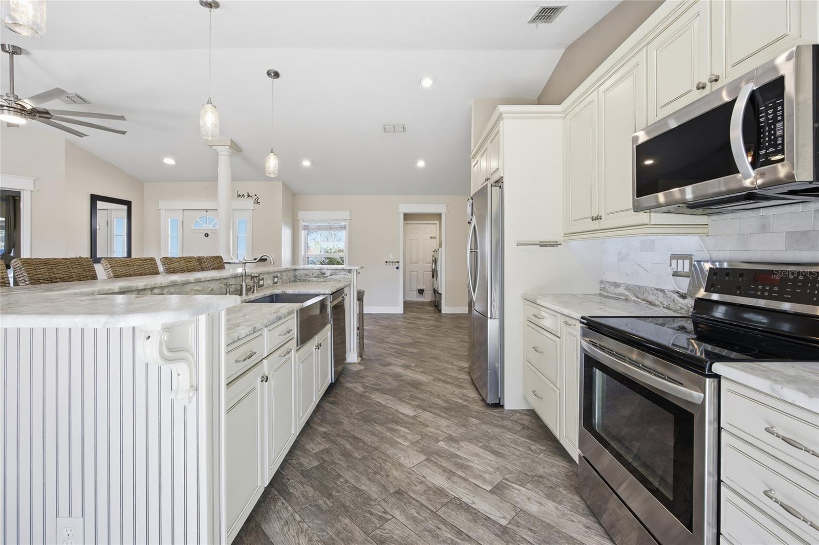 KINGSLAND COUNTRY ESTATE - Residential