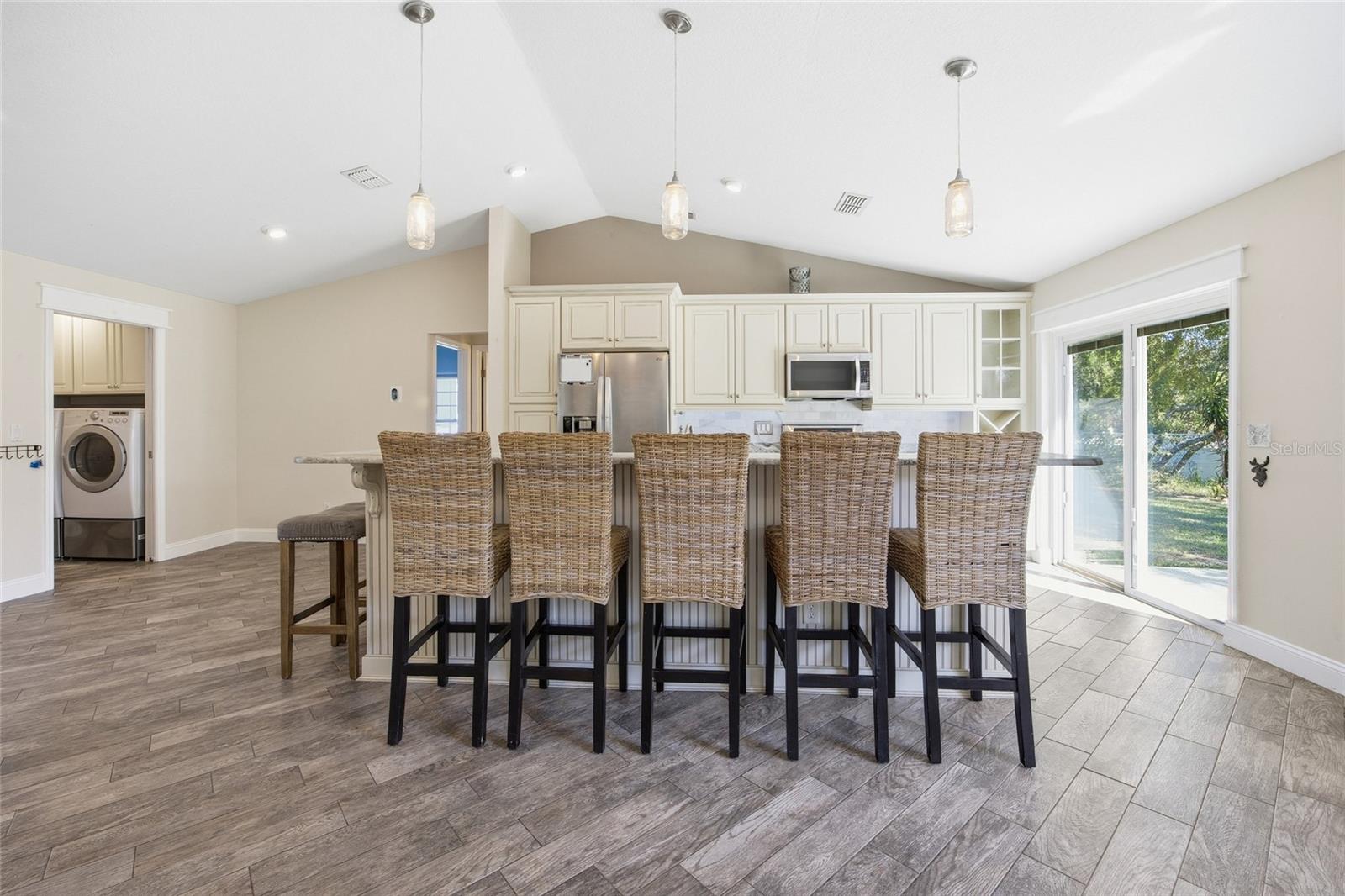 KINGSLAND COUNTRY ESTATE - Residential