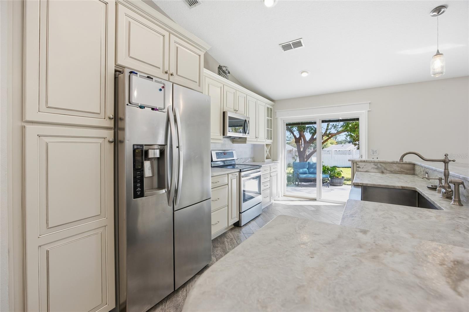 KINGSLAND COUNTRY ESTATE - Residential