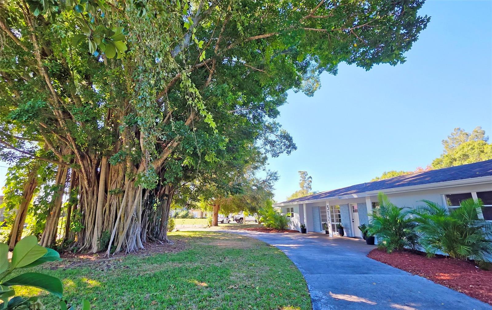 SARASOTA SPGS - Residential