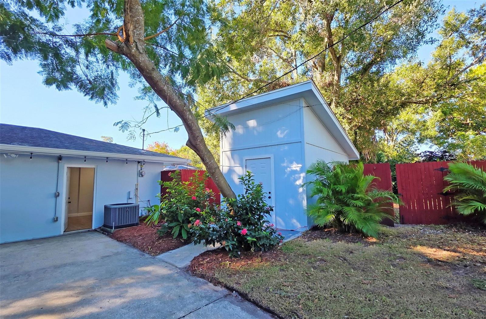 SARASOTA SPGS - Residential