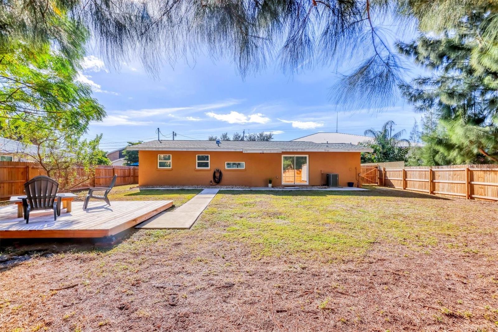 PINEHURST PARK REP OF - Residential