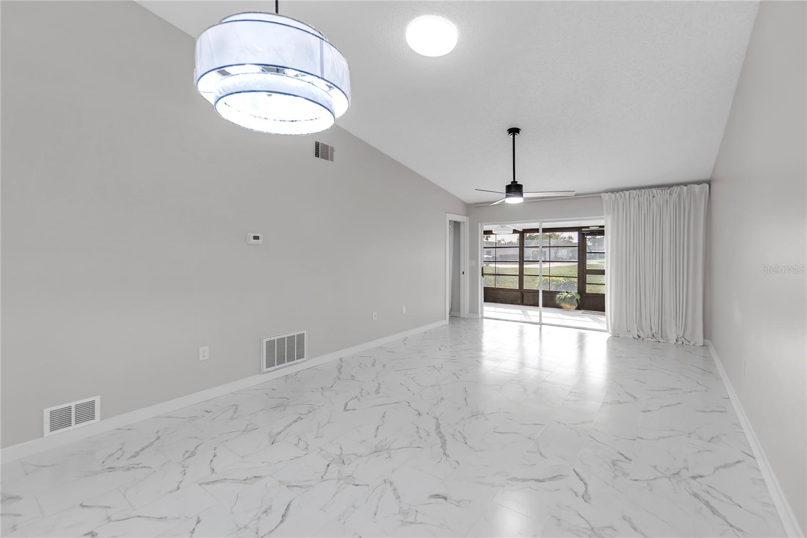 MEADOWCROFT SOUTH - Residential