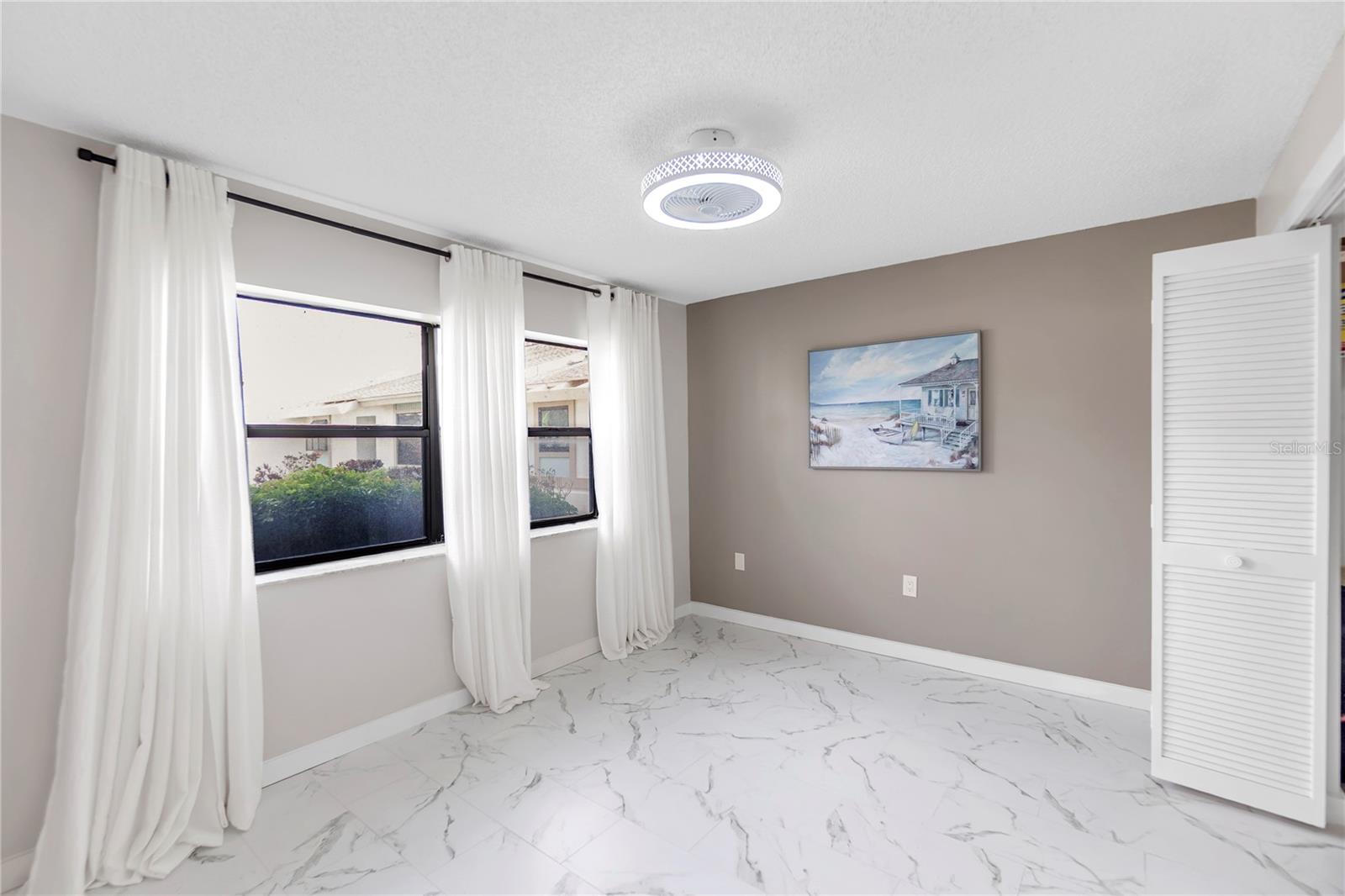 MEADOWCROFT SOUTH - Residential