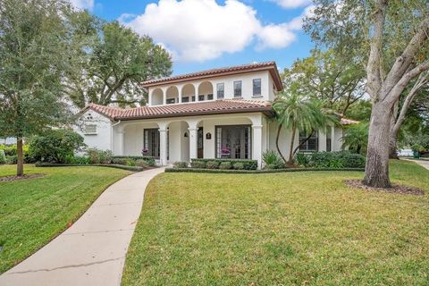 Photo of 890 Cranes Court, Maitland, FL 32751 (MLS # O6370776)