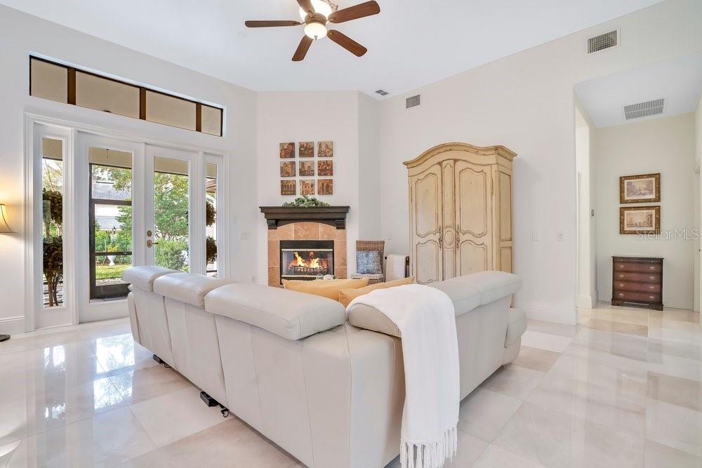 LAKE SYBELIA COVE PH 01 - Residential