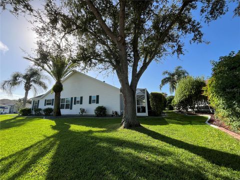 Tiny photo for 17602 SE 82nd Woodlawn Avenue, The Villages, FL 32162 (MLS # G5103146)