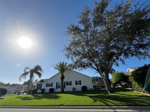 Tiny photo for 17602 SE 82nd Woodlawn Avenue, The Villages, FL 32162 (MLS # G5103146)