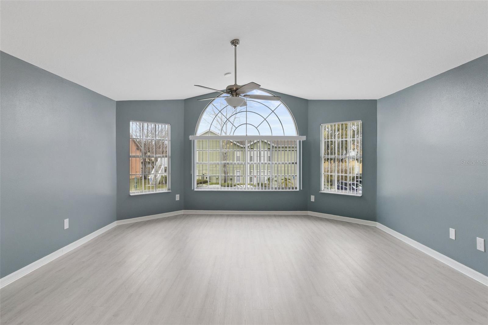 3141 BRITANNIA BOULEVARD D