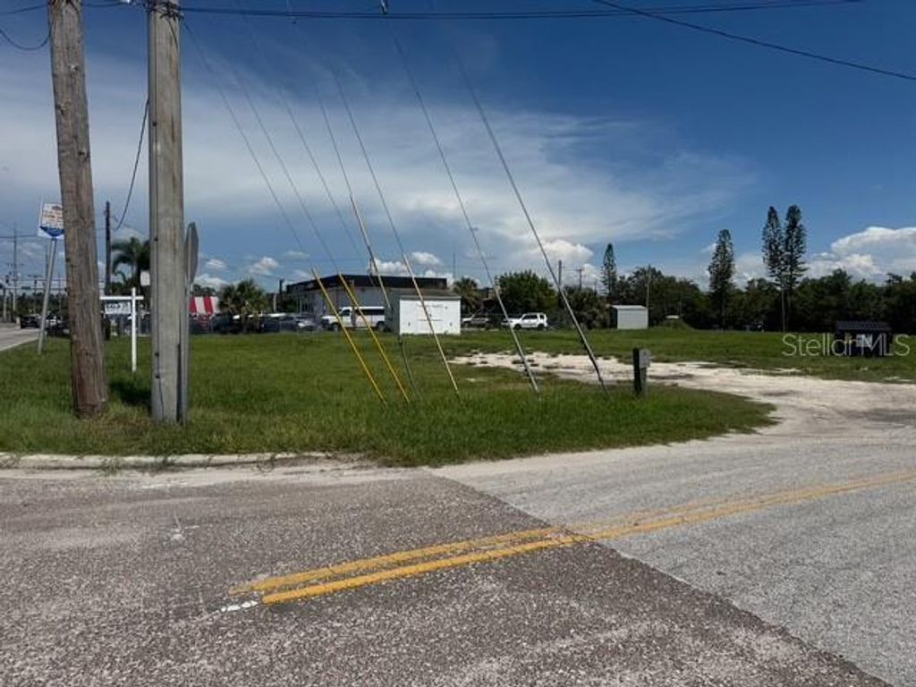 Photo of 203 1st Street NW, Ruskin, FL 33570 (MLS # TB8406143)