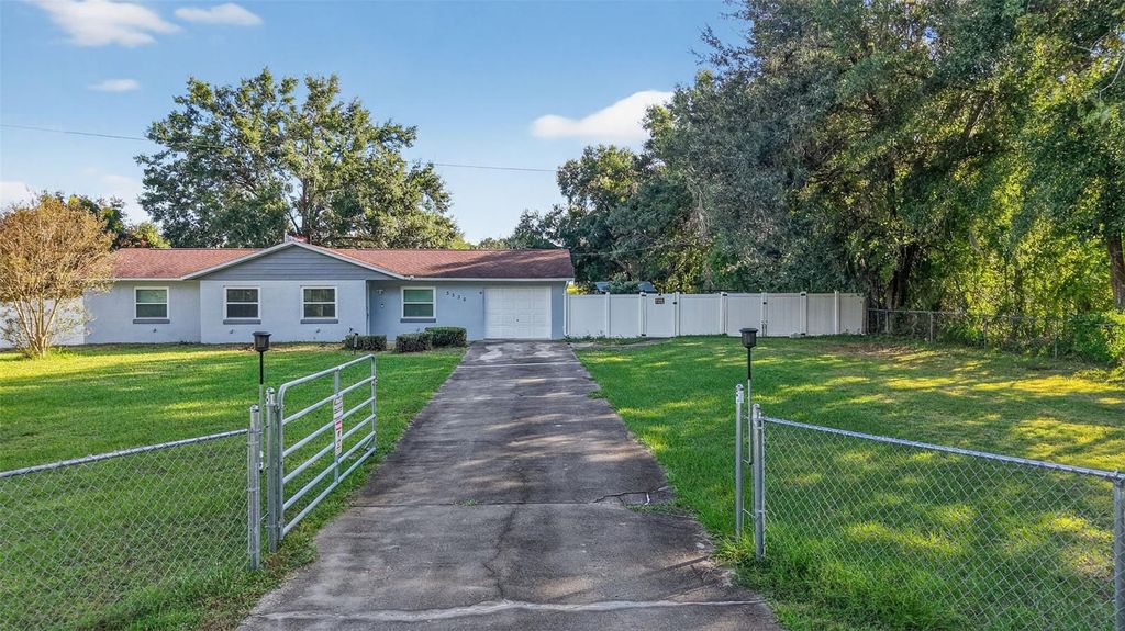 Photo of 3536 Eagles Nest Road, Fruitland Park, FL 34731 (MLS # O6381784)