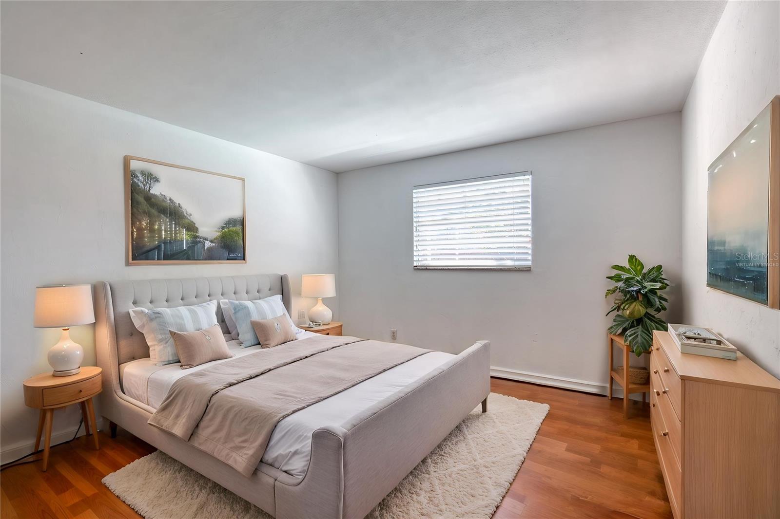 WOODMERE SOUTH UNIT 01 - Residential