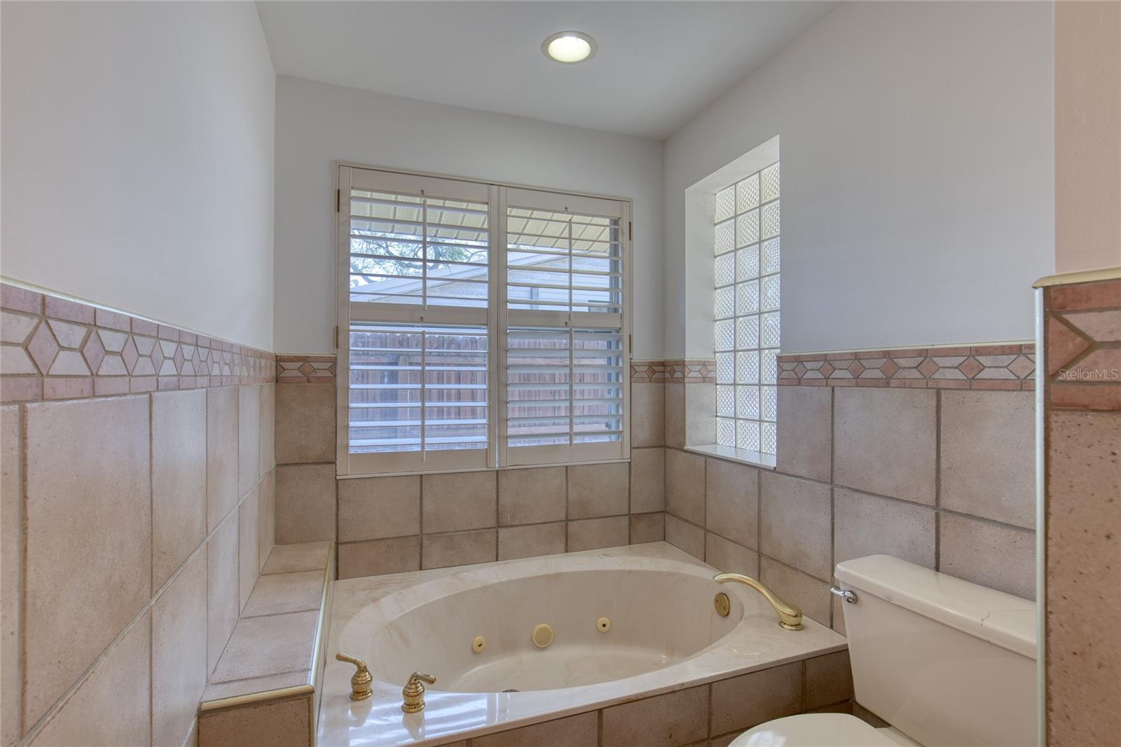 WOODMERE SOUTH UNIT 01 - Residential