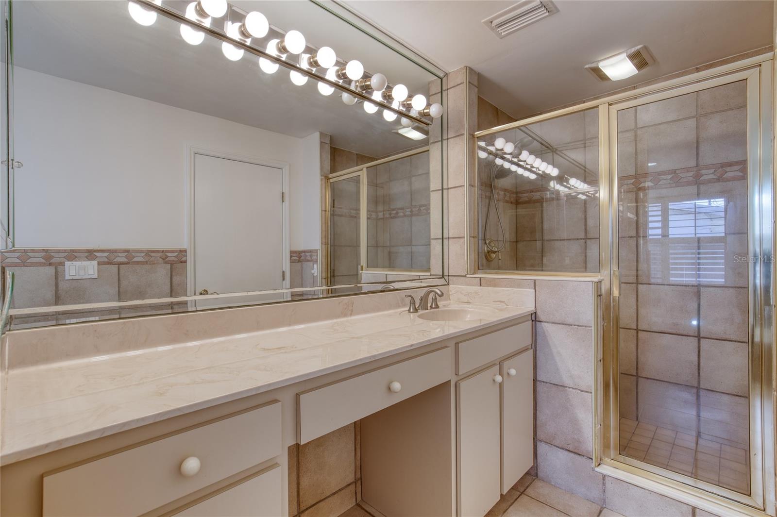 WOODMERE SOUTH UNIT 01 - Residential