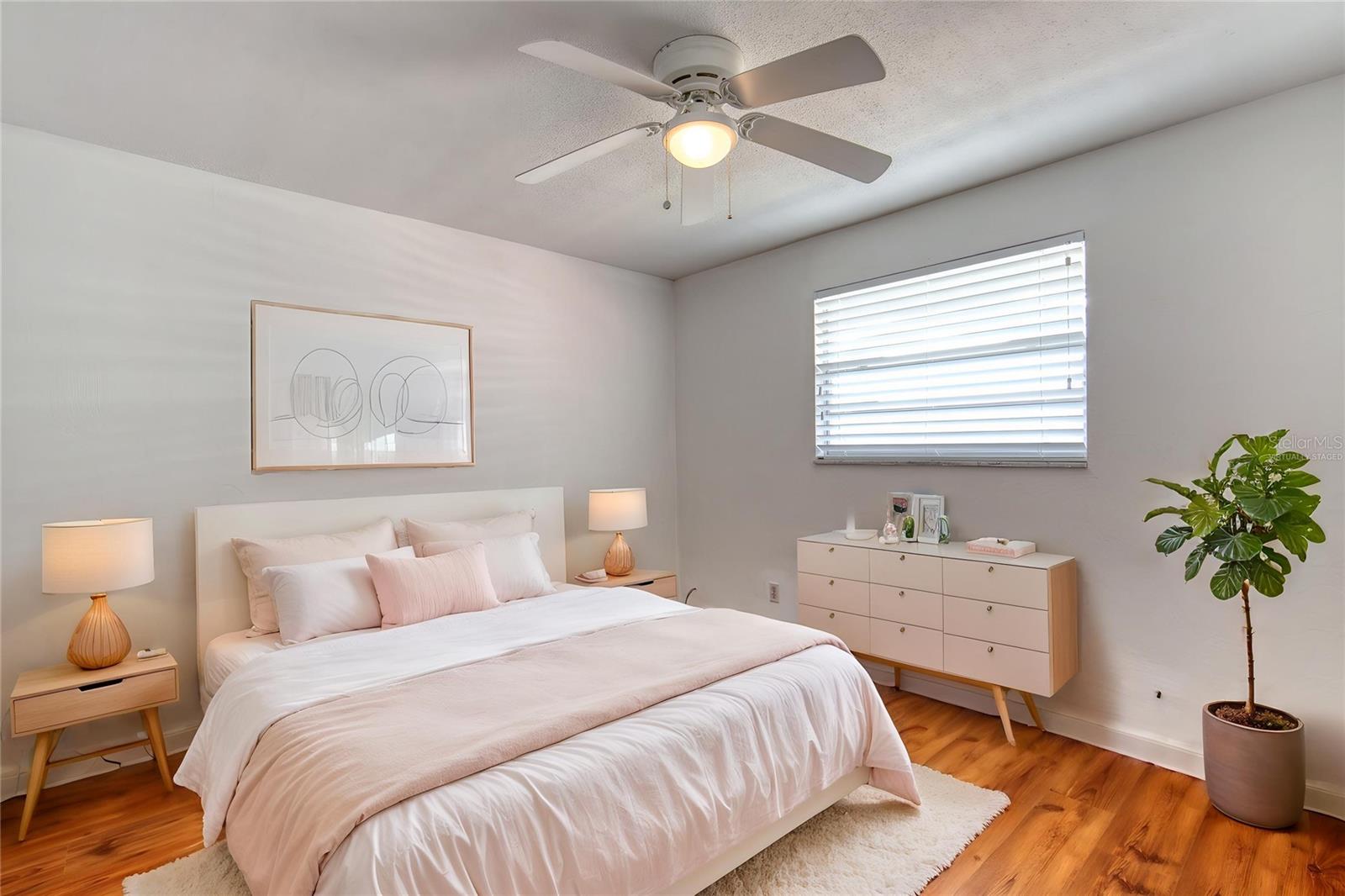 WOODMERE SOUTH UNIT 01 - Residential