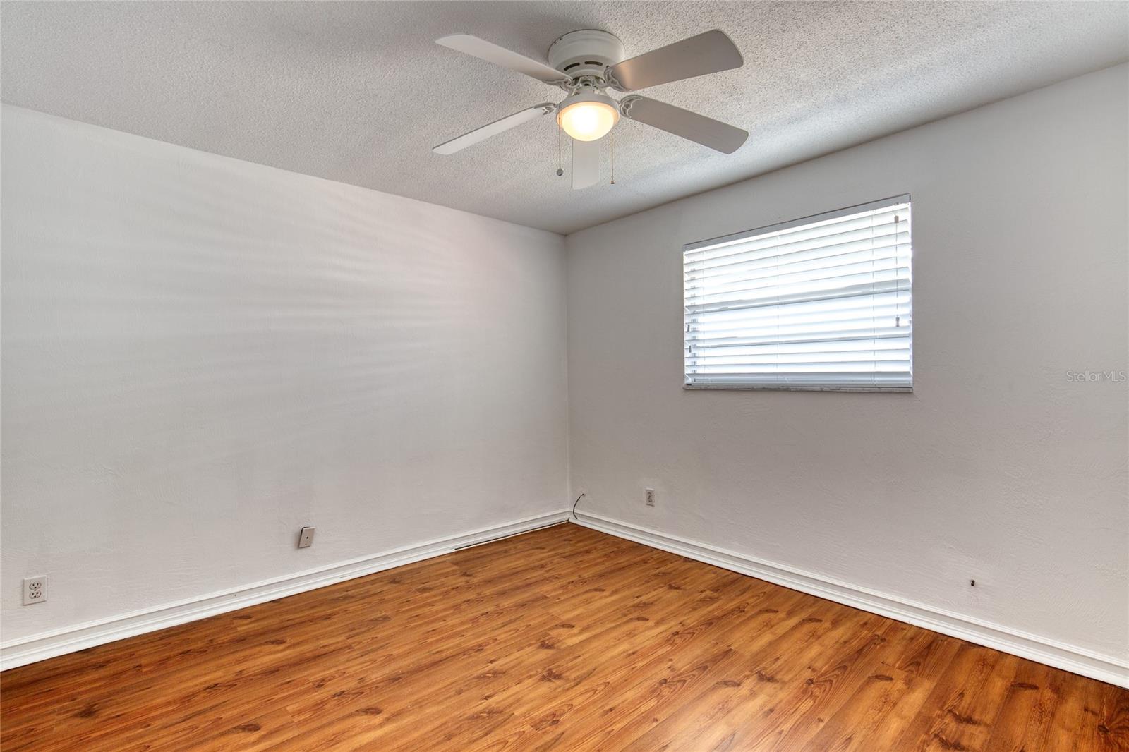 WOODMERE SOUTH UNIT 01 - Residential