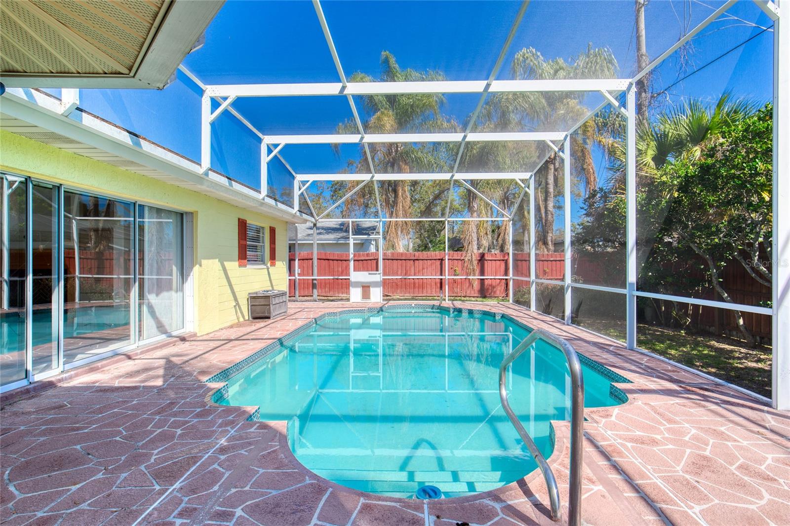 731 LINDENWOOD CIRCLE E