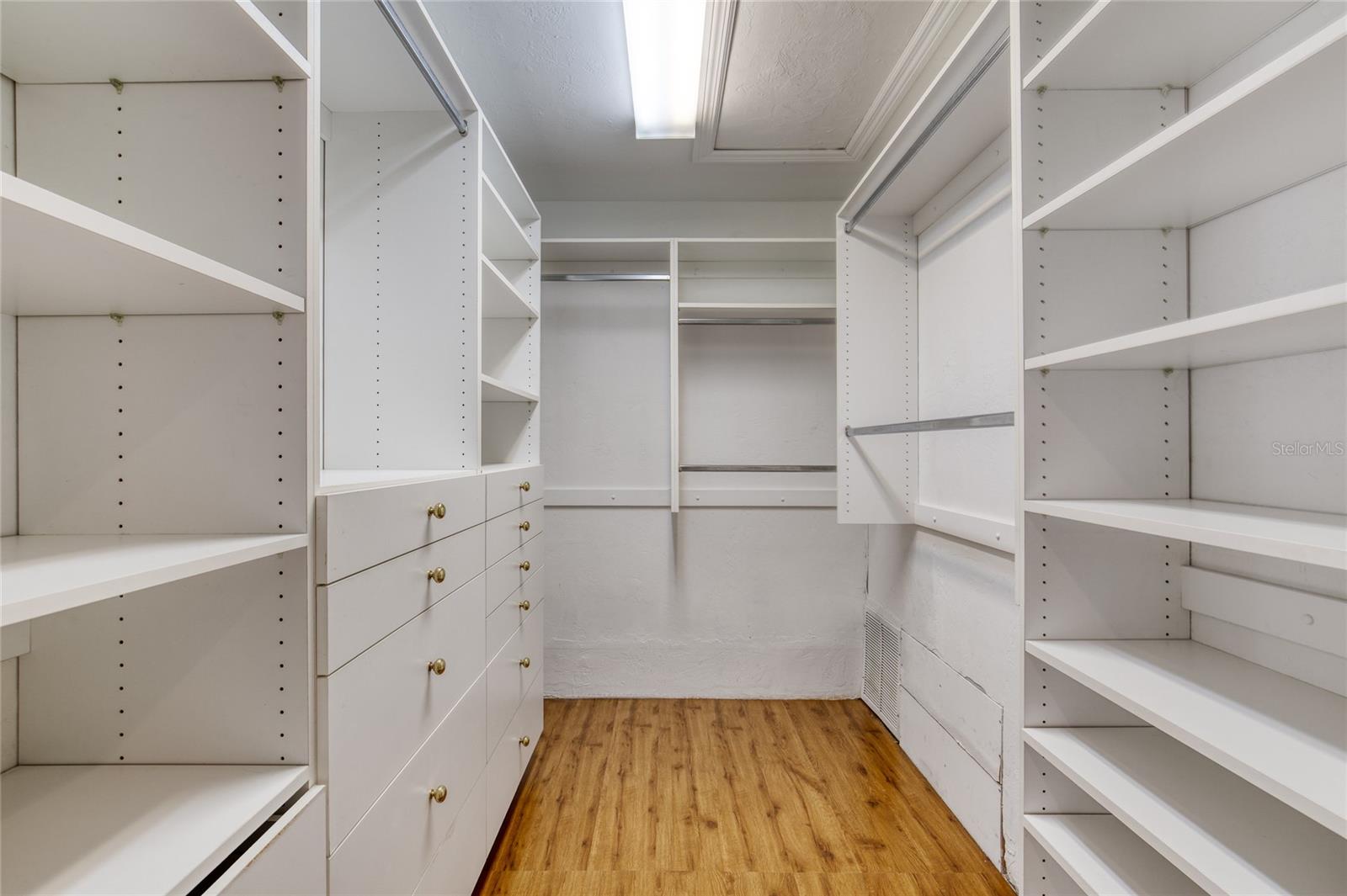 WOODMERE SOUTH UNIT 01 - Residential