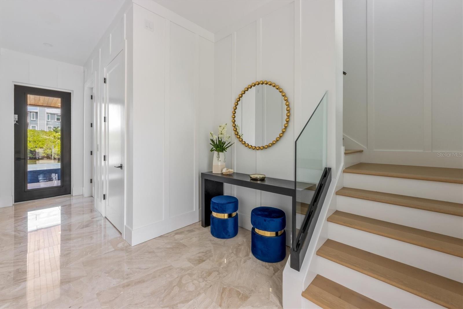 LUANA ISLES - Residential