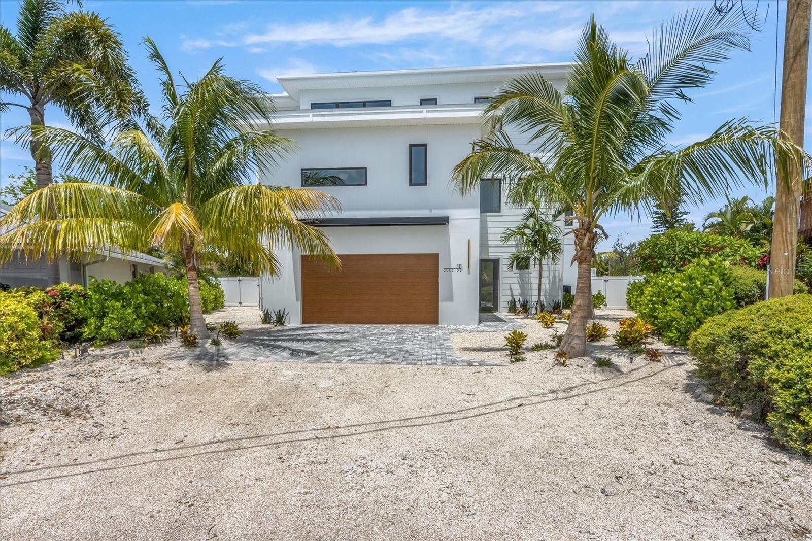 111 GULL DRIVE