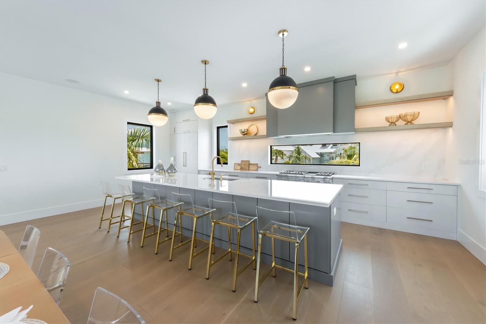 LUANA ISLES - Residential