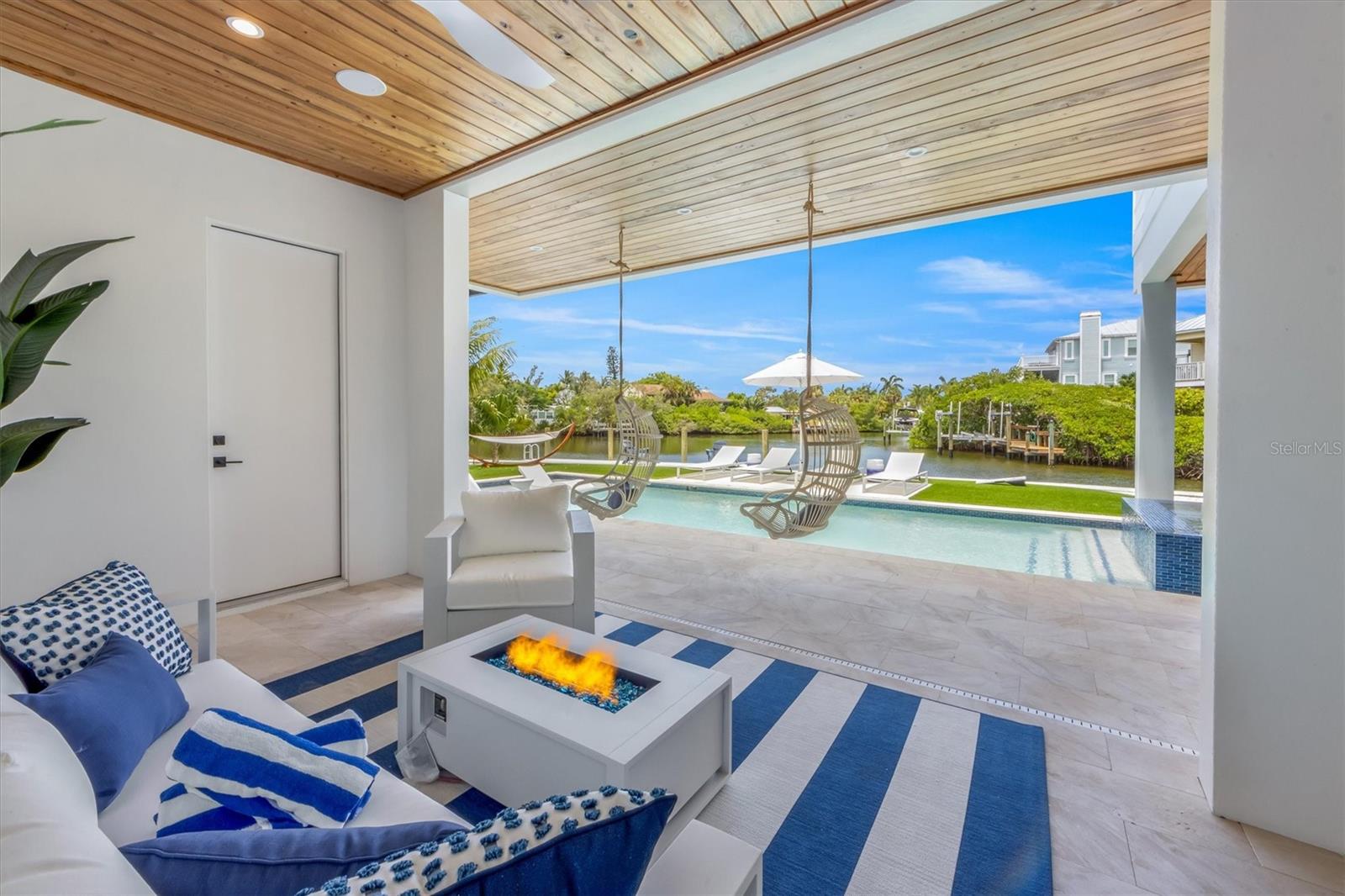 LUANA ISLES - Residential