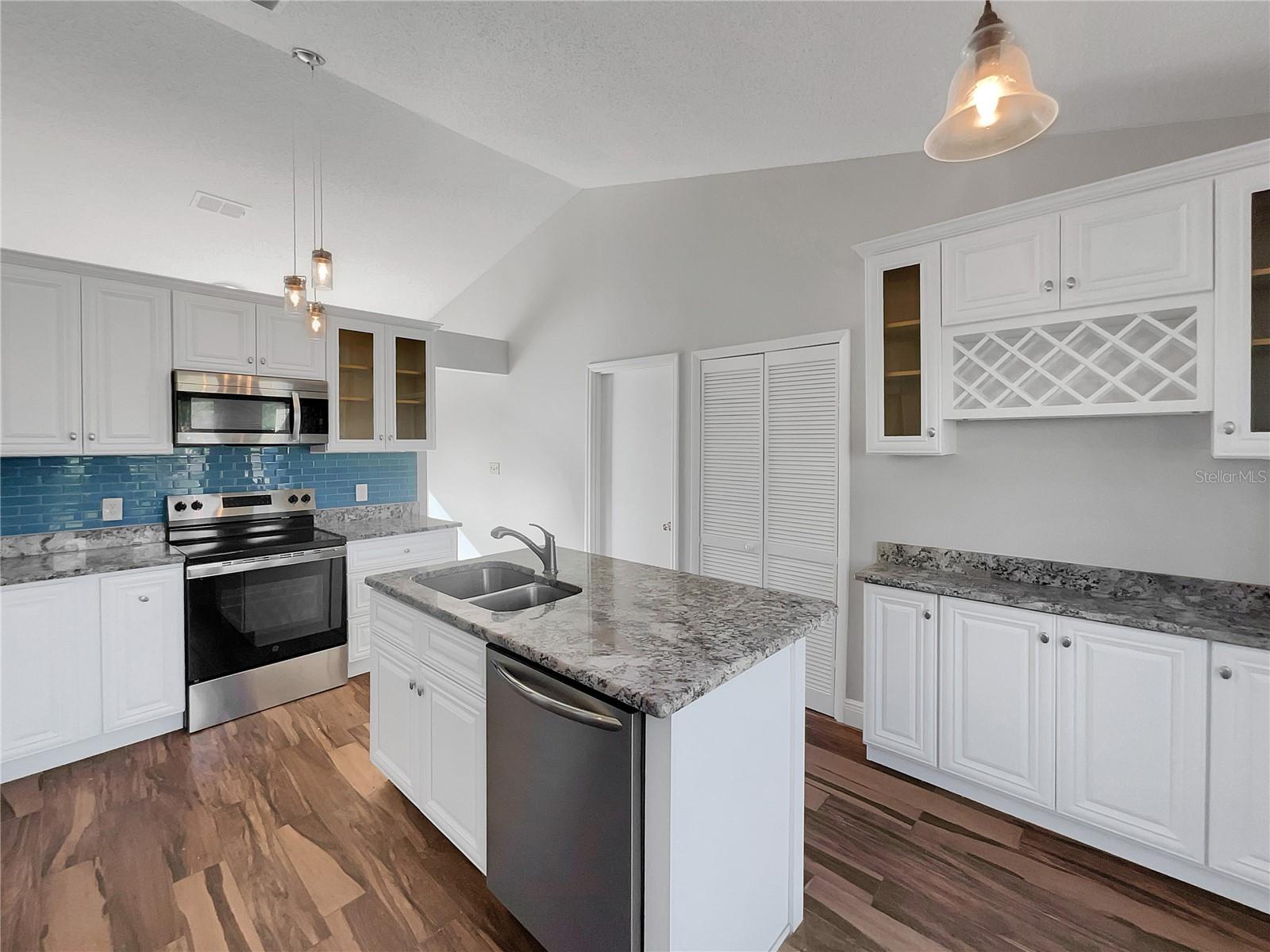 SAWMILL PH 01 - Residential