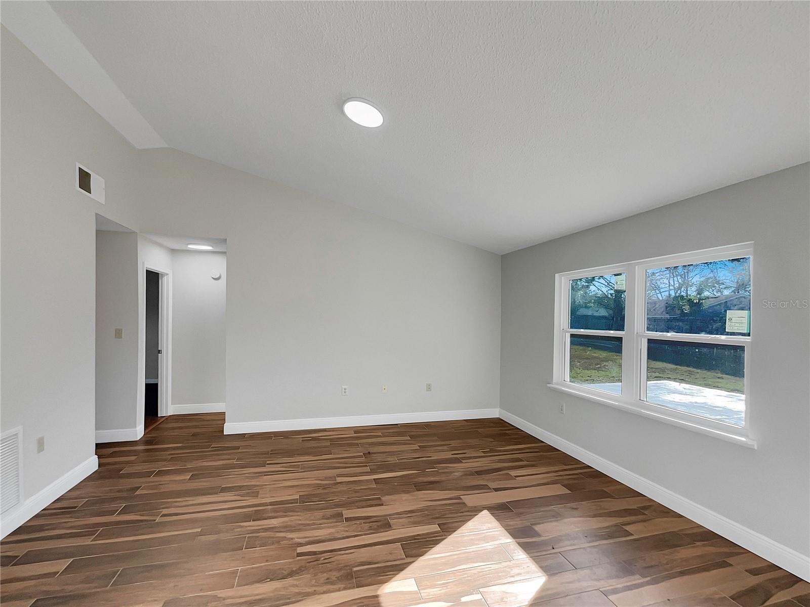 SAWMILL PH 01 - Residential